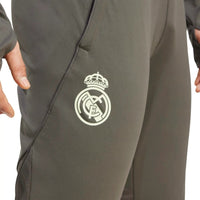 Conjunto de Entrenamiento Real Madrid 25/26